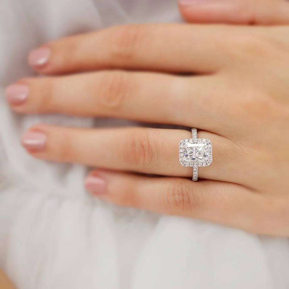 Two Stones, One Love Story: Lily Arkwright Toi et Moi Rings